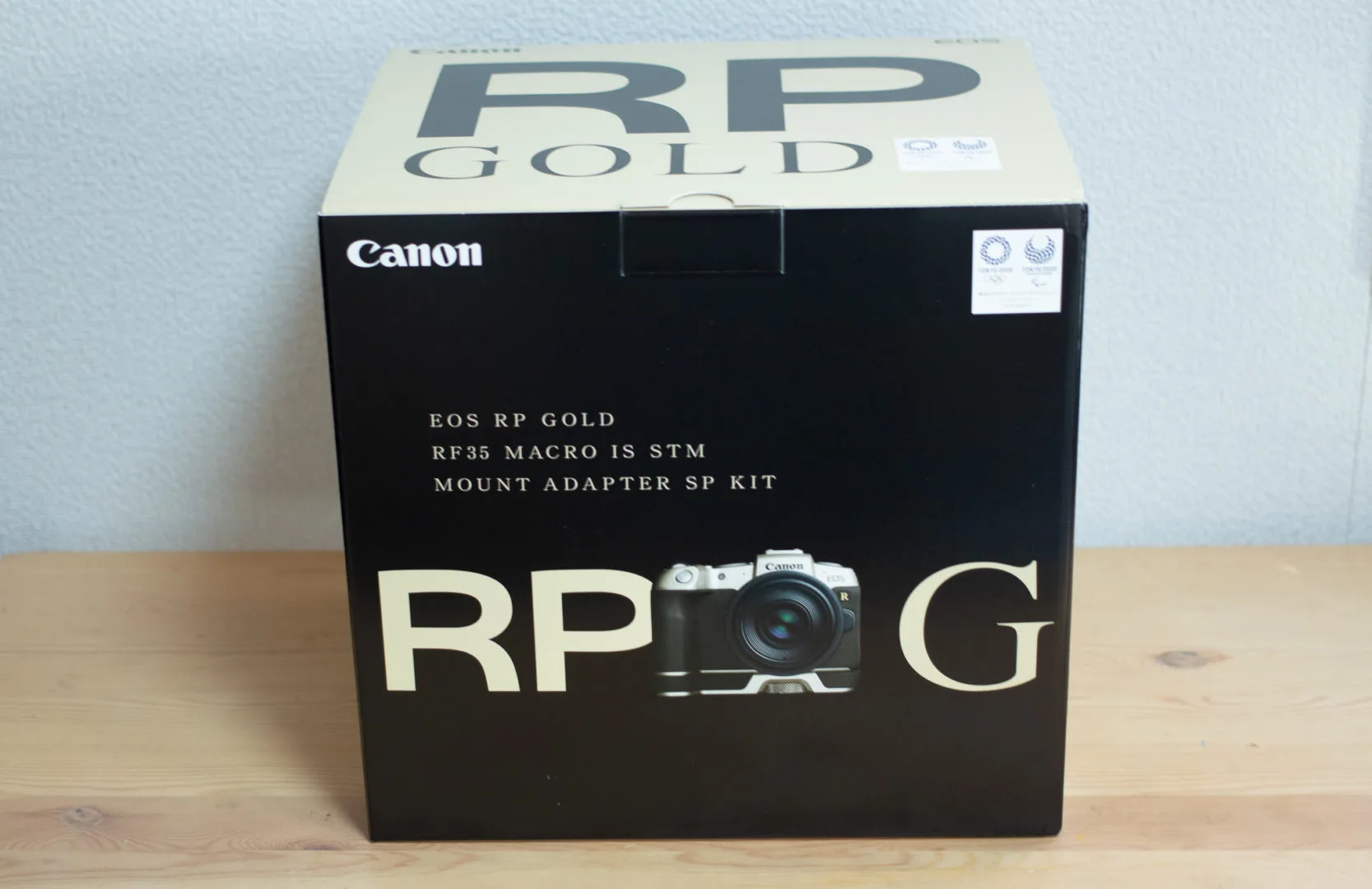 EOS RP GOLD RF35 MACRO IS STM アダプターSPキットCanon - デジタルカメラ