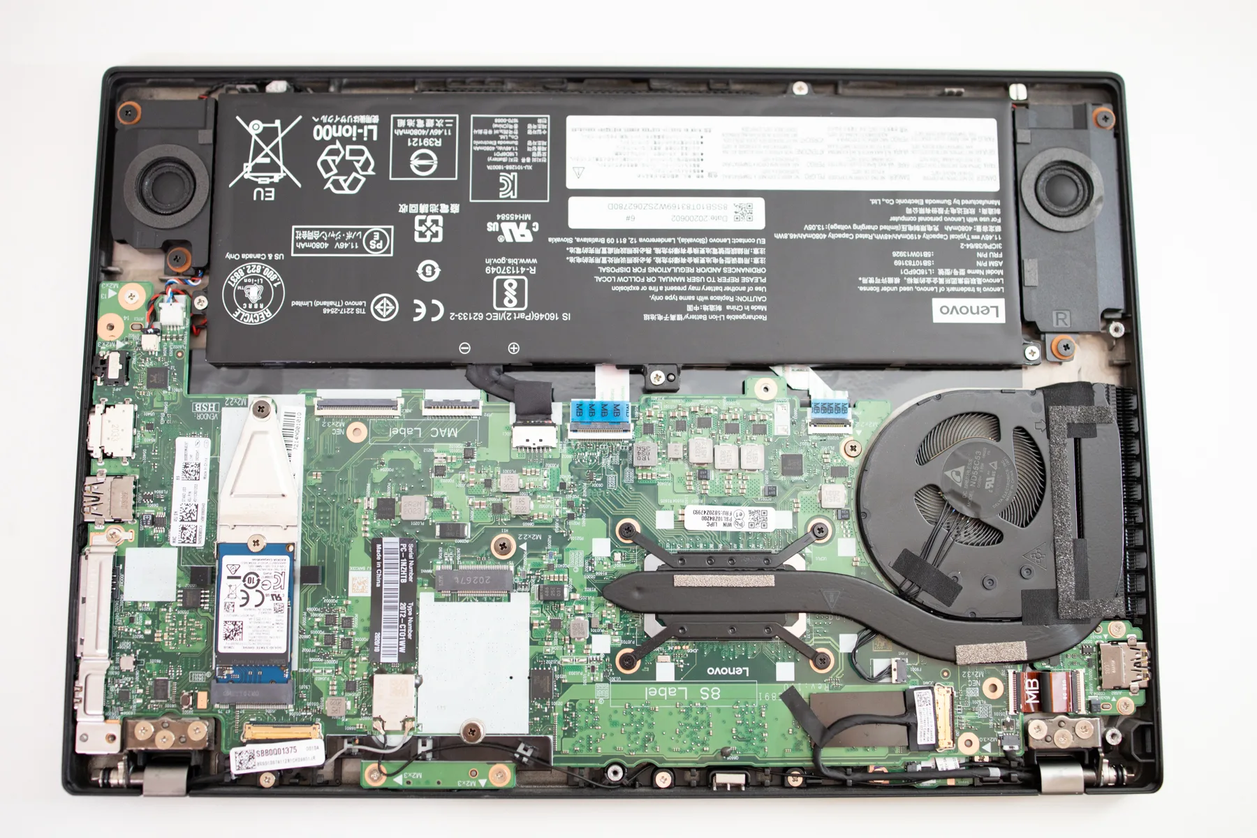 ThinkPad X13を購入してSSDを換装するまで | yorumiru